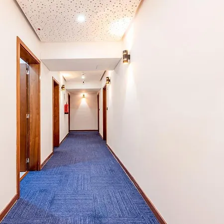 Guestready - Prime Inns Studio 8 - Campo Pequeno Apartment
